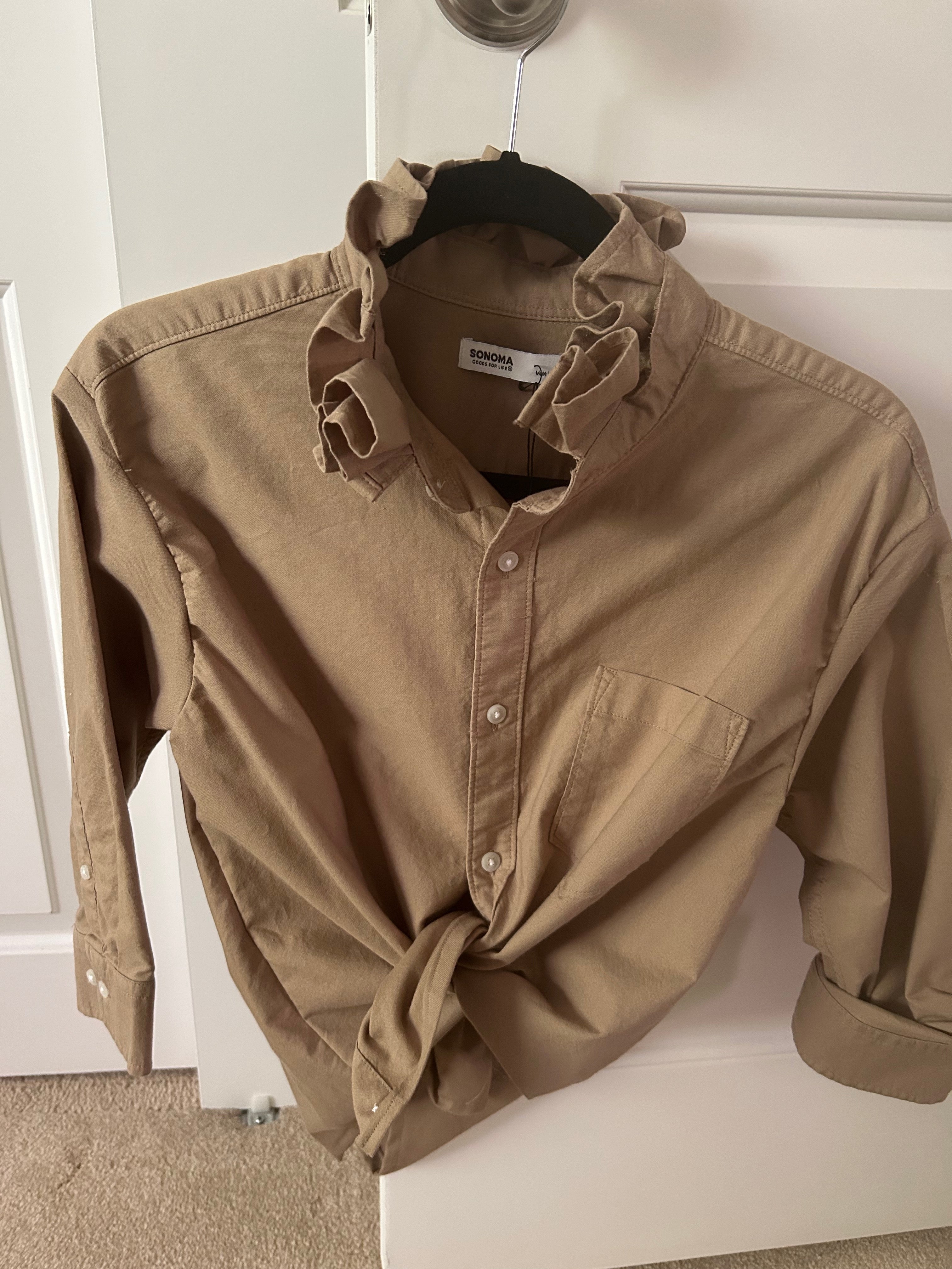 Tan Khaki Ruffled Collar Shirt — Small