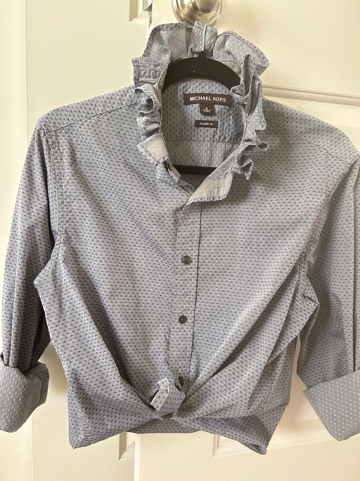 Ivy long slleeve michael Kors fitted sirt with ruffle collar